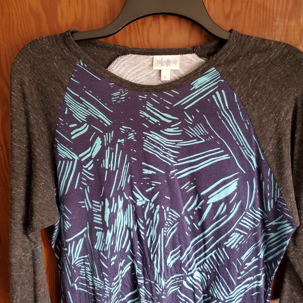 Lularoe Randy top - Picture 3 of 3